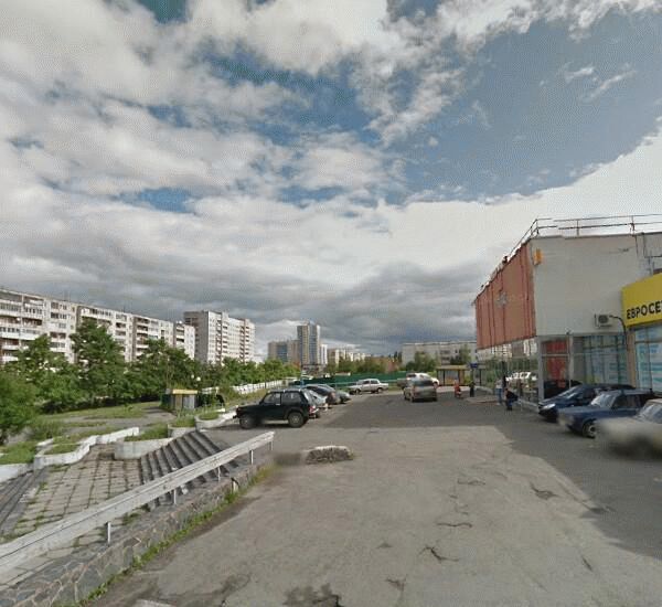 Банкомат Райффайзенбанка по адресу улица Ровио 15