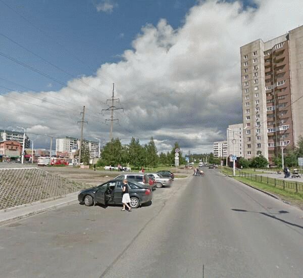 Банкомат Сбербанка России по адресу бул. Интернационалистов,  25